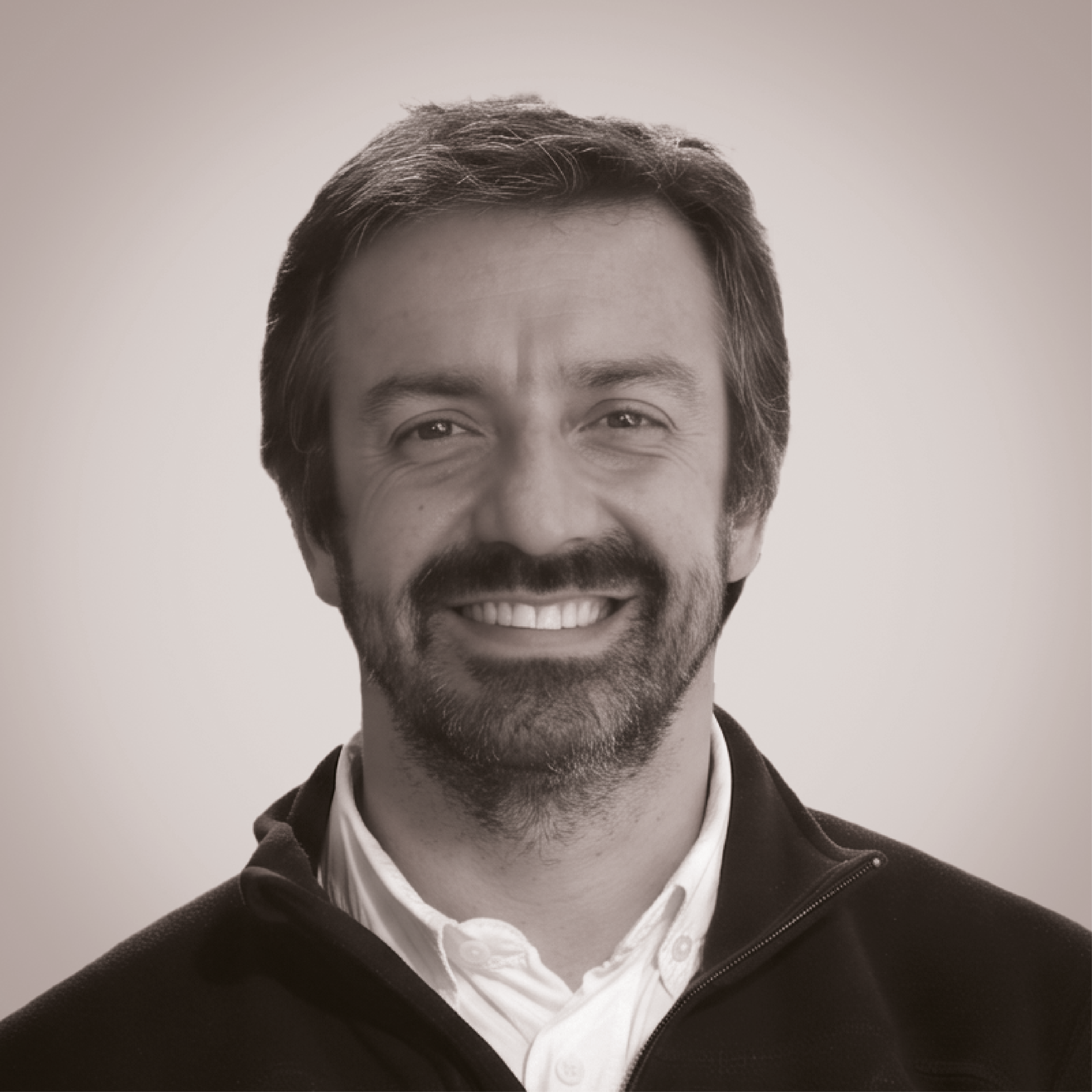 Gonzalo Vial